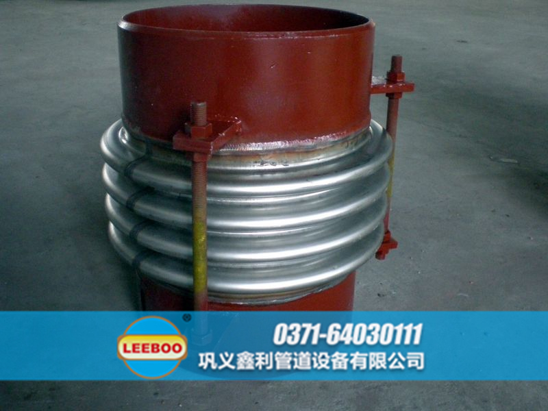 焊接<a href=http://www.xinlihn.com target=_blank class=infotextkey>补偿器</a>现场图